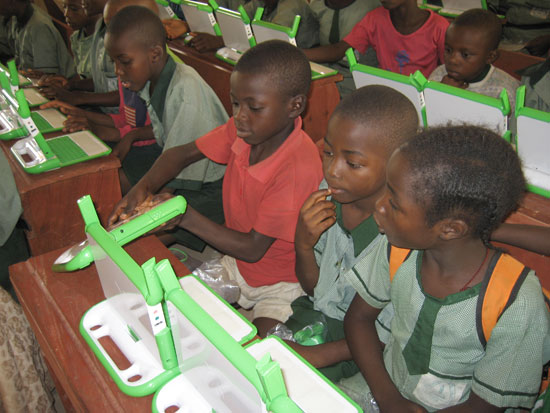 El OLPC llega a sus primero usuarios en Nigeria