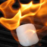Hielo Ardiendo, un gas inflamable en estado sólido se derrite y arde.
